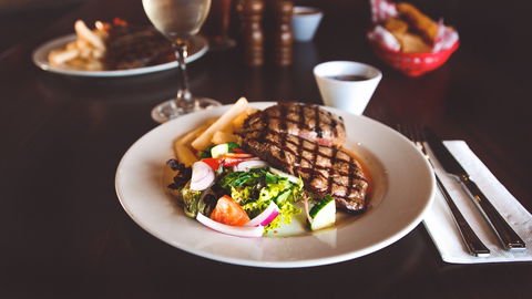 The Railway Hotel Parkes - Accommodation Port Macquarie 2