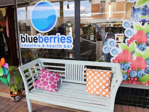 Blueberries Smoothie And Health Bar - Accommodation Port Macquarie 0