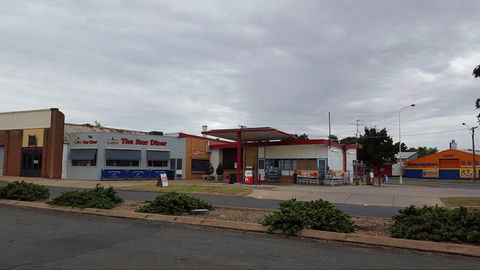 South West Cafe Grenfell - Accommodation Port Macquarie 1