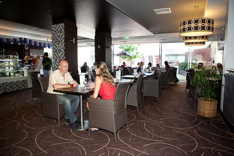Club Sapphire - Merimbula - Accommodation Port Macquarie 0