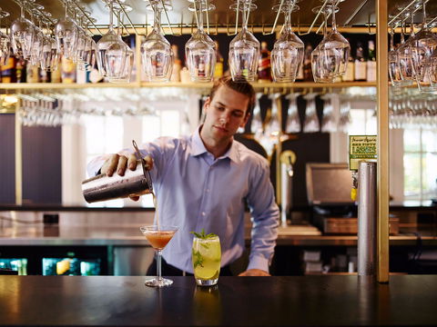 Epoche Lounge Bar - Accommodation Port Macquarie 0