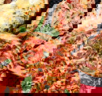 Pizza Pitt - Lynwood Country Club - Accommodation Port Macquarie