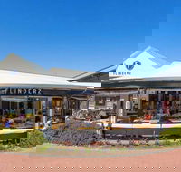Chong Co - Greenway - Accommodation Port Macquarie