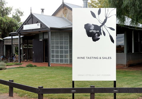 Drink Ottelia + Eat Fodder - Accommodation Port Macquarie 2