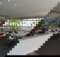 Sails Cafe at Clayton Bay - Accommodation Port Macquarie