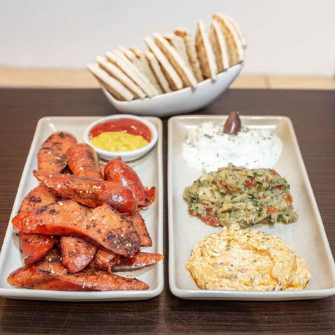 SouvlakiGR - Accommodation Port Macquarie 0