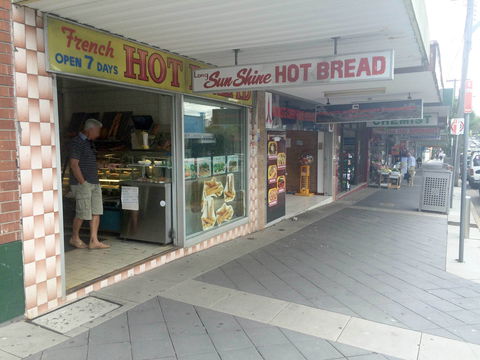 Long Sunshine Hot Bread - Accommodation Port Macquarie 0
