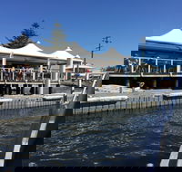 Tea Gardens Boatshed - Accommodation Port Macquarie