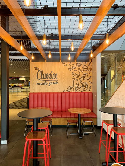 Ruby Chews Burgers And Shakes - Accommodation Port Macquarie 0