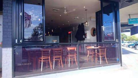 Debarge Hair & Caffe - Accommodation Port Macquarie 0