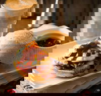 The Coffee Club - Cannon Hill - Accommodation Port Macquarie