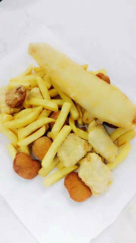 Dumfries St Fish And Chips - Accommodation Port Macquarie 0