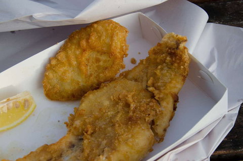 DJ's Fish 'N' Chips - Accommodation Port Macquarie 0