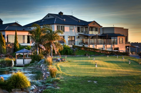 Baudins Restaurant At McCracken Country Club - Accommodation Port Macquarie 0