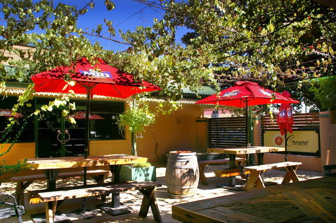 Crown Hotel Wentworth - Accommodation Port Macquarie 0
