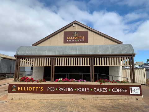 Elliott's Bakery & Cafe - Accommodation Port Macquarie 0