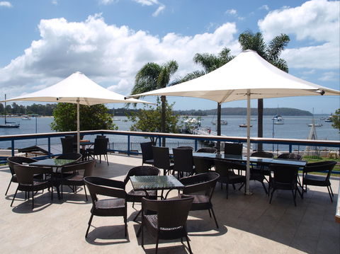 Mariners On The Waterfront Bistro - Accommodation Port Macquarie 0