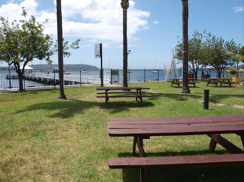 Mariners On The Waterfront Bistro - Accommodation Port Macquarie 2