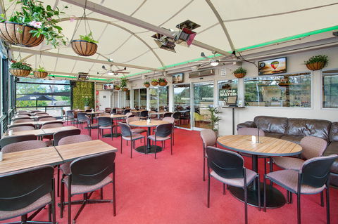 Dixons Creek Cafe Bar And Grill - Accommodation Port Macquarie 1