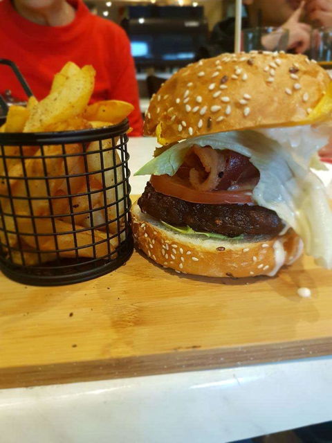 Hunt Gather Eat - Accommodation Port Macquarie 0