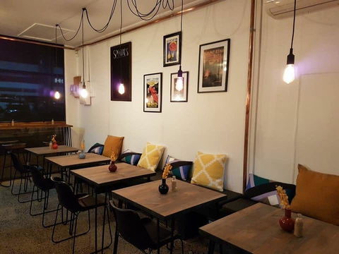 Youngman Cafe - Accommodation Port Macquarie 0