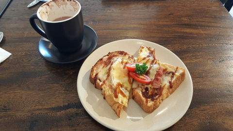 Grindstone Coffee House - Accommodation Port Macquarie 0