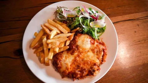 Spencer Hotel - Accommodation Port Macquarie 0