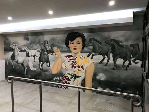 Miss Lee - Accommodation Port Macquarie 0