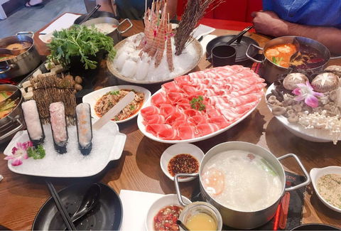 Shuang Chong Xi Qing Hotpot - Accommodation Port Macquarie 0