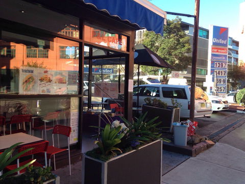 P & L Cafe - Accommodation Port Macquarie 0