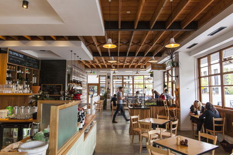 The Cupping Room - Accommodation Port Macquarie 1