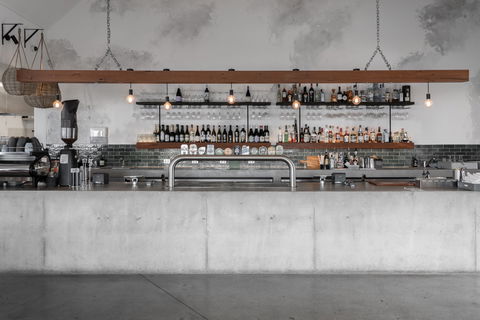 The Hill Bar And Kitchen - Accommodation Port Macquarie 1