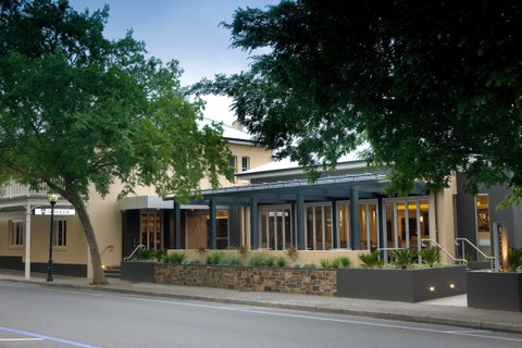 The Barker Hotel - Accommodation Port Macquarie 0