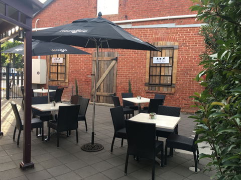 Black Bird Coffee House - Accommodation Port Macquarie 1