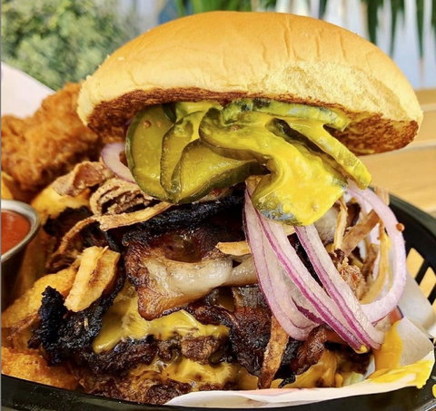 The Peach Pit - Accommodation Port Macquarie 0