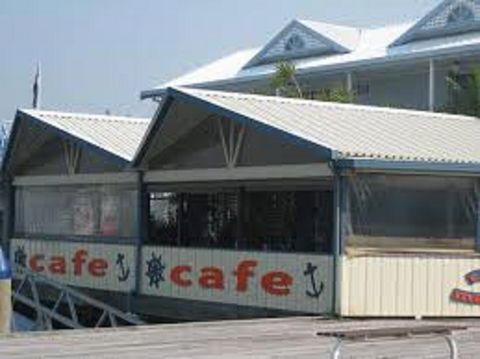 Yamba Marina Cafe - Accommodation Port Macquarie 0