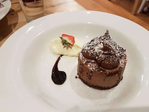 Crown Hotel - Accommodation Port Macquarie 0