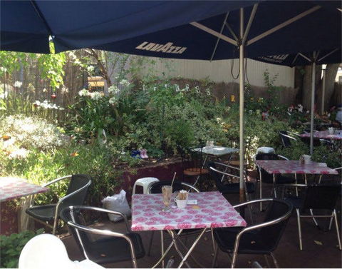 Herbees Cafe - Accommodation Port Macquarie 0