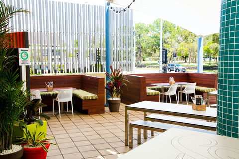 Thistle Bar - Accommodation Port Macquarie 0