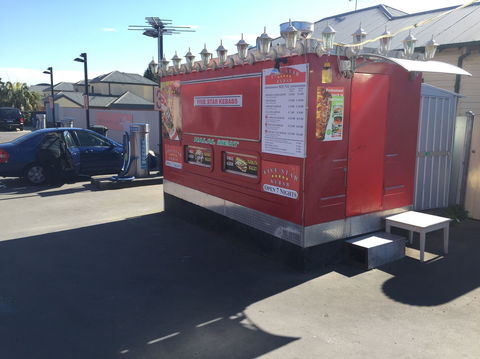 Flying Duck Hotel - Accommodation Port Macquarie 0