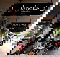 Janeks - Accommodation Port Macquarie