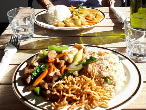 New Golden Lake Chinese Restaurant - Accommodation Port Macquarie 0