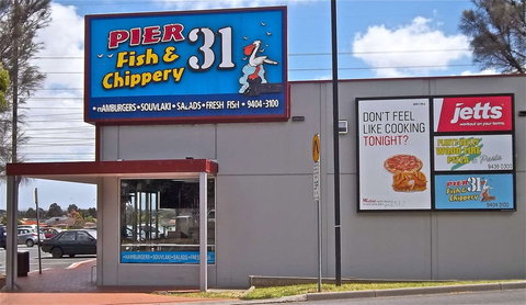 Pier 31 Fish 'n' Chippery - Accommodation Port Macquarie 0