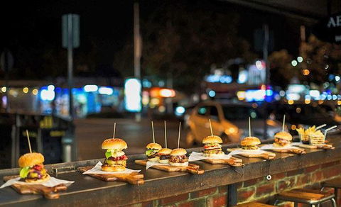 Meat In The Middle - Accommodation Port Macquarie 7