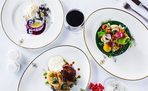 SJ's Brasserie - Accommodation Port Macquarie 0