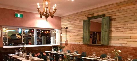 A Treat Of France - Accommodation Port Macquarie 1
