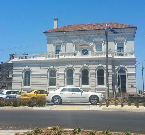 Clock By The Bay - Accommodation Port Macquarie 7