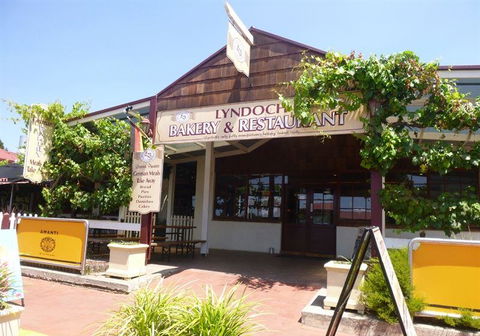 Lyndoch Bakery & Restaurant - Accommodation Port Macquarie 6