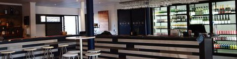 The Rock Bar And Grill - Accommodation Port Macquarie 2