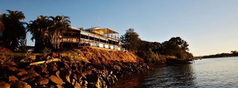 The Rock Bar And Grill - Accommodation Port Macquarie 5